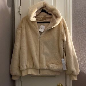 New!! FOREVER 21 Pantone Soft zip jacket size M